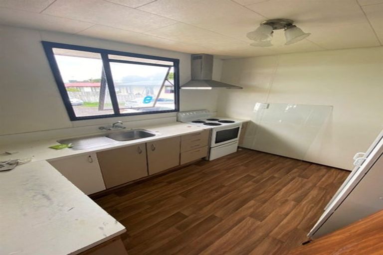 Photo of property in 9/30 Gifford Road, Papatoetoe, Auckland, 2025