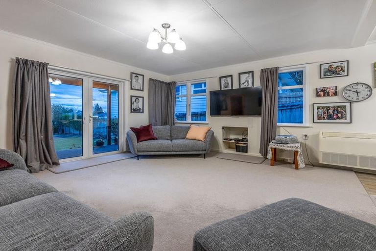 Photo of property in 27 Macarthur Street, Levin, 5510