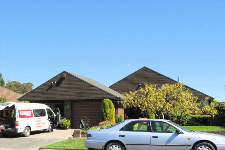 Photo of property in 19 Rubens Place, Burnside, Christchurch, 8053
