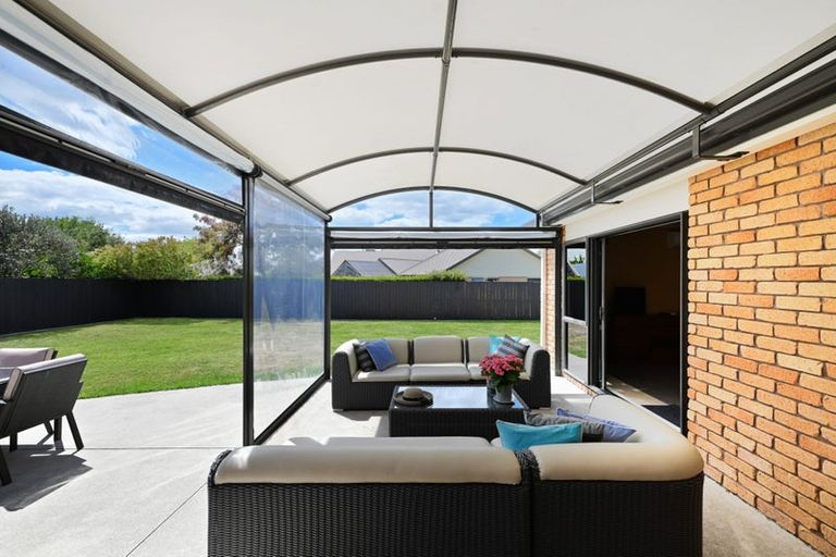 Photo of property in 17 Grasmere Court, Huntington, Hamilton, 3210