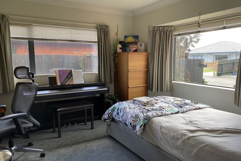 Photo of property in 113 Mandel Mews, Waiwhetu, Lower Hutt, 5010