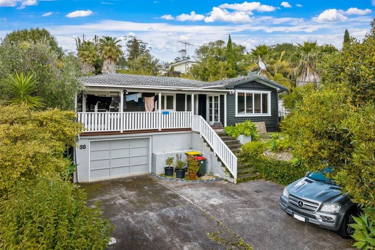 Photo of property in 88 Saddleback Rise, Murrays Bay, Auckland, 0630