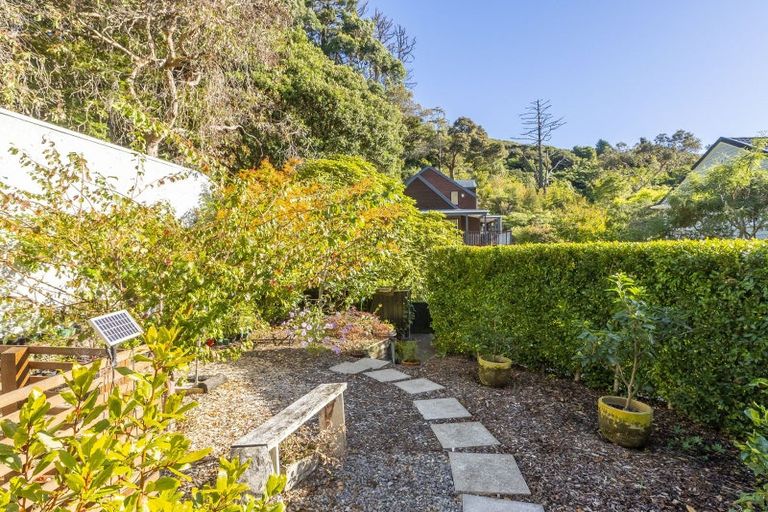 Photo of property in 93 Norton Park Grove, Waterloo, Lower Hutt, 5011