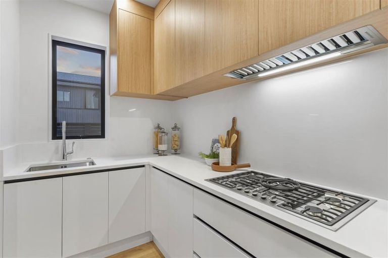 Photo of property in 3 Fender Place, Long Bay, Auckland, 0630