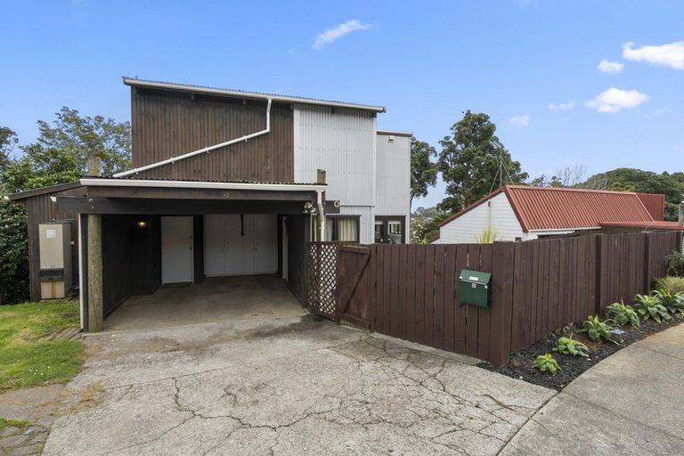 Photo of property in 12 Fairfax Terrace, Frankleigh Park, New Plymouth, 4310