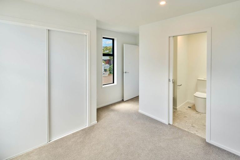 Photo of property in 17/10 Pascoe Avenue, Paremata, Porirua, 5026