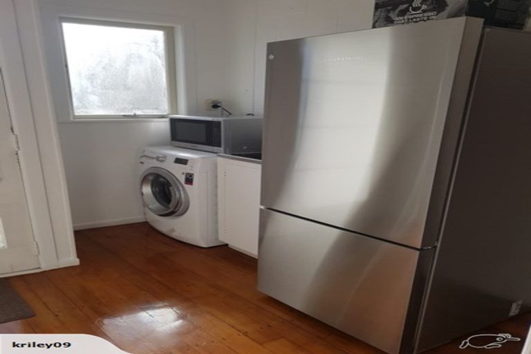 Photo of property in 6/5 Aratonga Avenue, Greenlane, Auckland, 1051