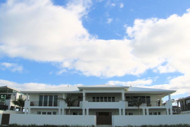 Photo of property in 91 Marine Parade, Mount Maunganui, 3116