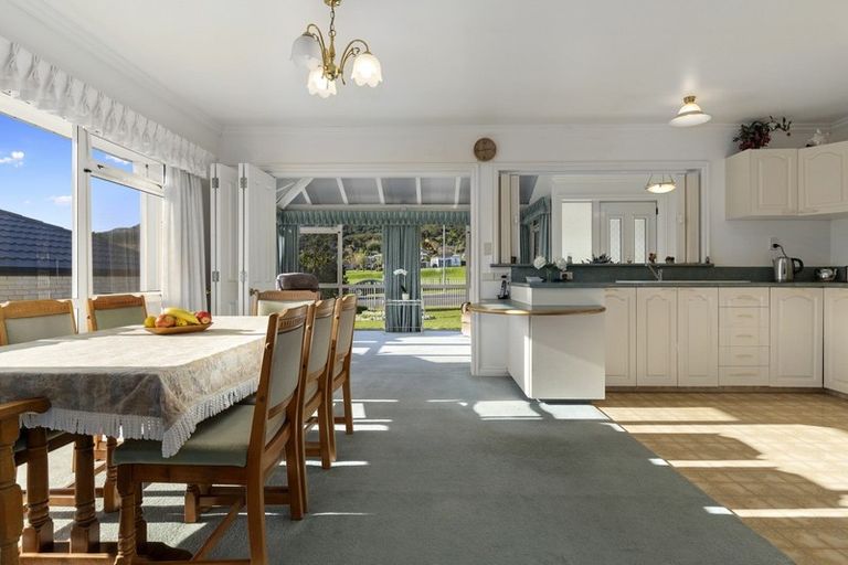 Photo of property in 241 Whitaker Street, Te Aroha, 3320