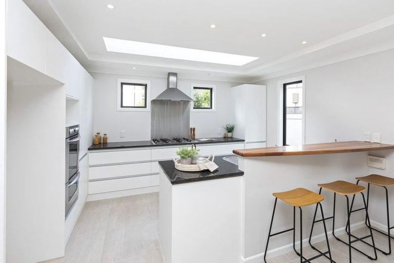 Photo of property in 31 Mcdougall Avenue, St Albans, Christchurch, 8014