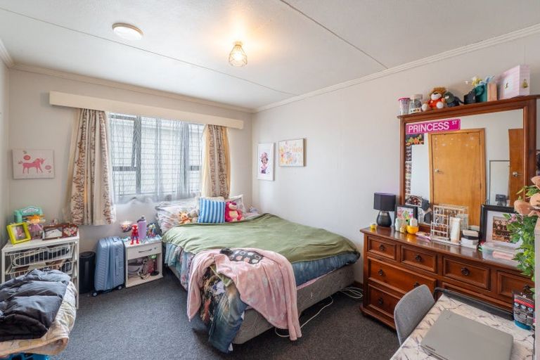 Photo of property in 27 Tramway Road, Strathern, Invercargill, 9812
