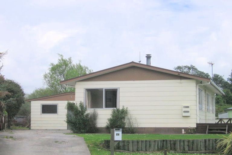 Photo of property in 40 Sequoia Crescent, Owhata, Rotorua, 3010