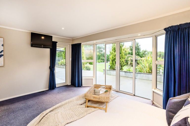 Photo of property in 22 Raeburn Avenue, Otatara, Invercargill, 9879