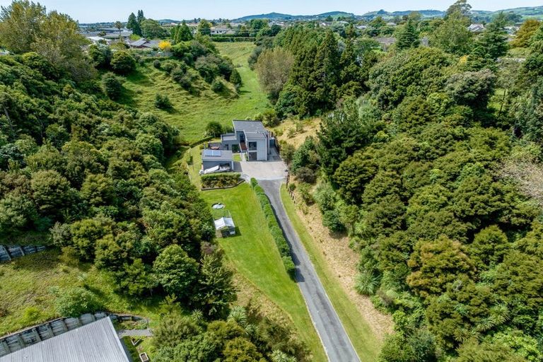 Photo of property in 55 Stonebridge Way, Pyes Pa, Tauranga, 3112