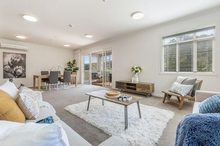 Photo of property in 90 Eaves Bush Parade, Orewa, 0931