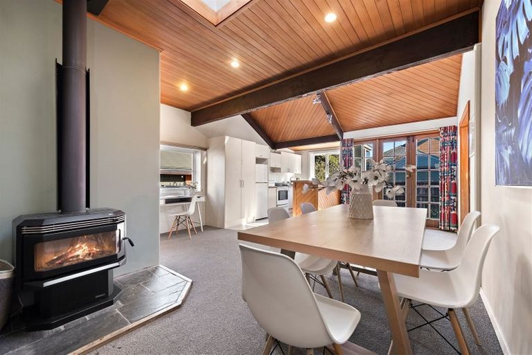 Photo of property in 1/37 Garreg Road, Fendalton, Christchurch, 8052