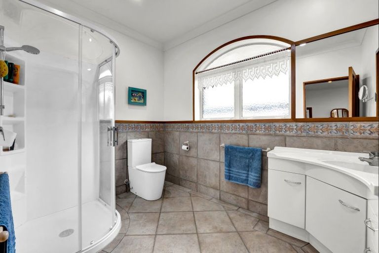 Photo of property in 211 Tawhiti Road, Hawera, 4672