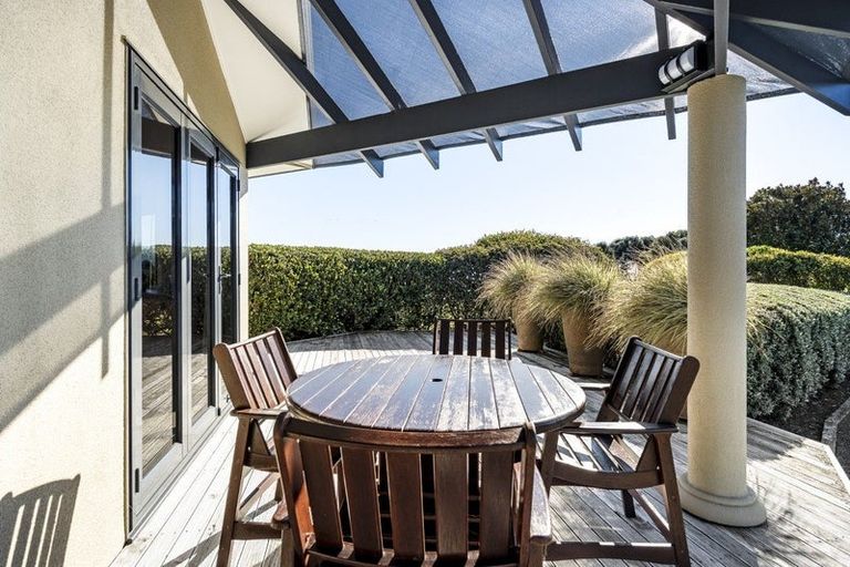 Photo of property in 74 Koru Road, Omata, New Plymouth, 4374