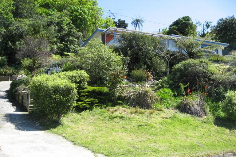 Photo of property in 35 Durham Street, Picton, 7220