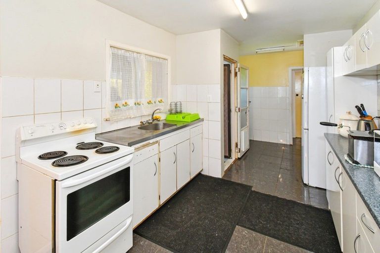 Photo of property in 129 Clevedon Road, Papakura, 2110