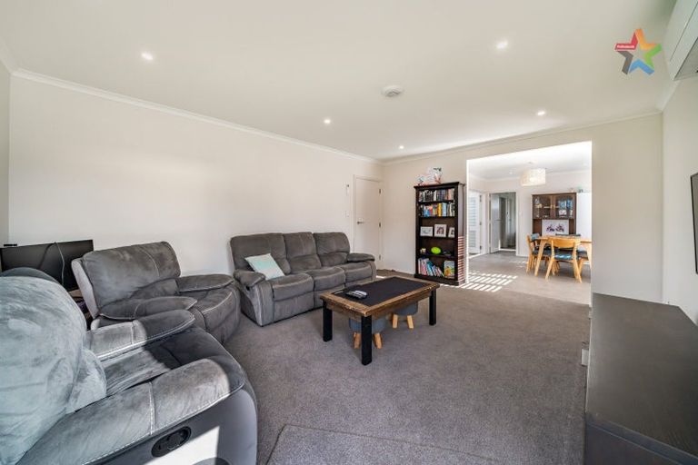 Photo of property in 2 Strand Crescent, Naenae, Lower Hutt, 5011