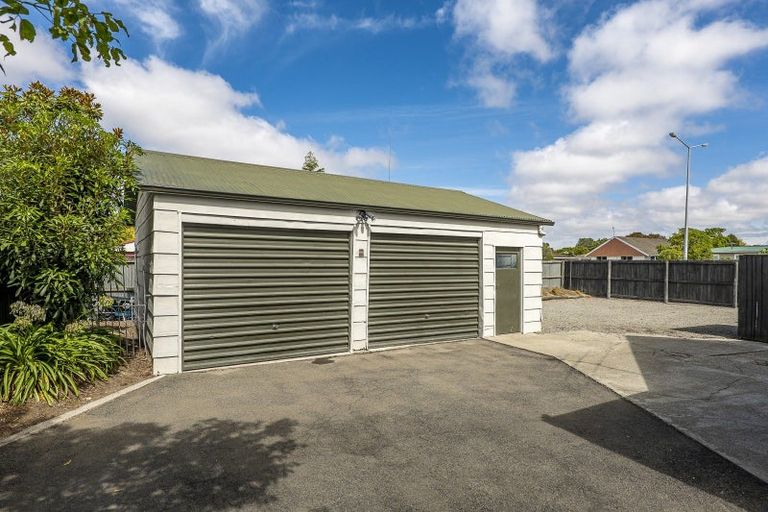 Photo of property in 2 Thompsons Road, Belfast, Christchurch, 8051