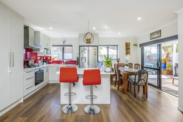 Photo of property in 13b Trimmer Terrace, Papatoetoe, Auckland, 2025