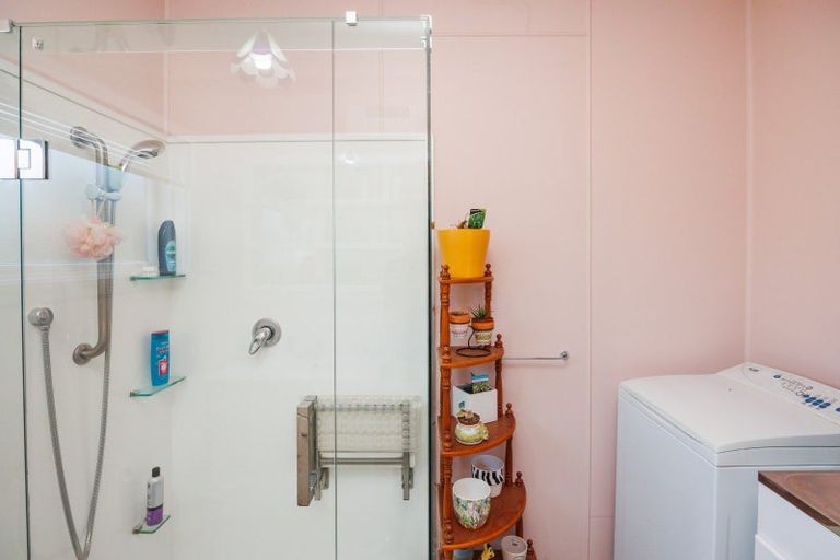 Photo of property in 21 Drake Street, Feilding, 4702