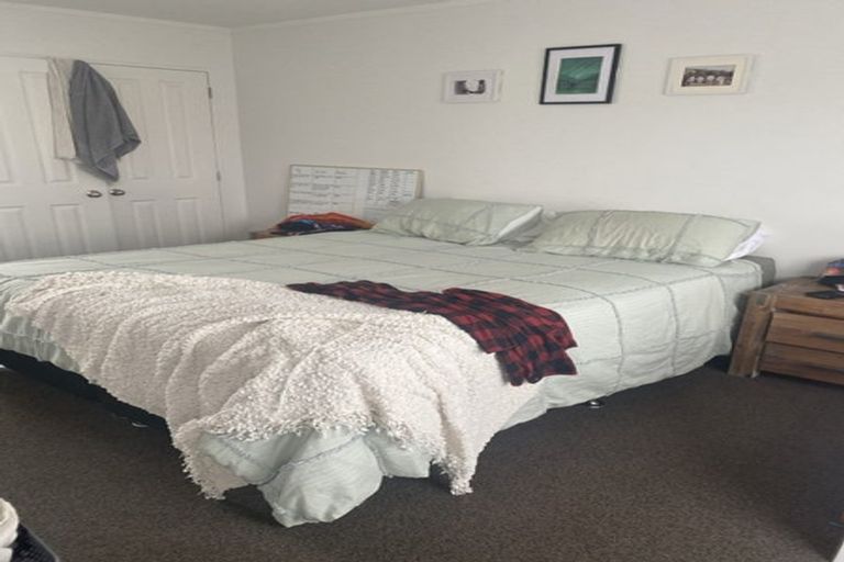 Photo of property in 12 Duxfield Drive, Ranui, Auckland, 0612