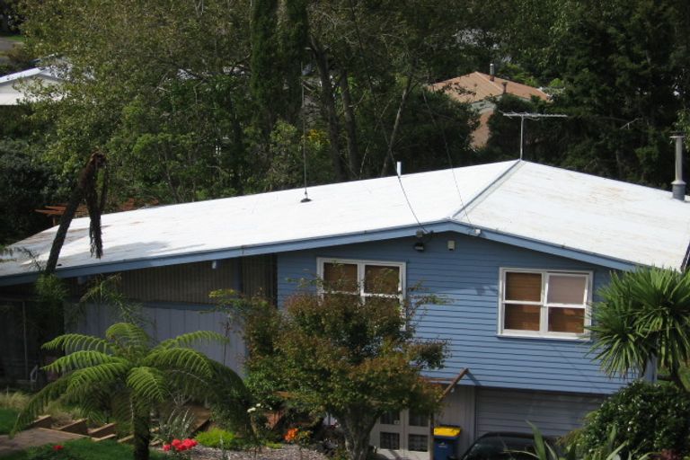 Photo of property in 3/485 Don Buck Road, Massey, Auckland, 0614