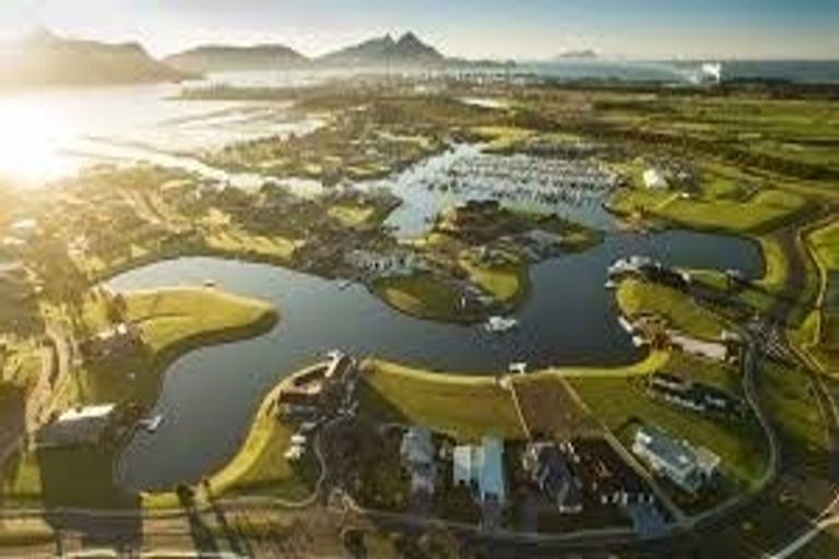 Photo of property in 51 One Tree Point Road, One Tree Point, 0118