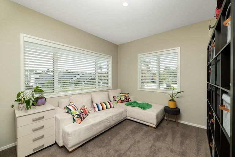 Photo of property in 5 Avocado Lane, Bethlehem, Tauranga, 3110