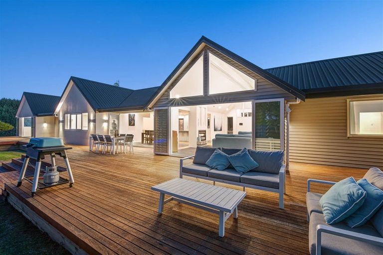 Photo of property in 346 Ireland Road, Waitoki, Kaukapakapa, 0871