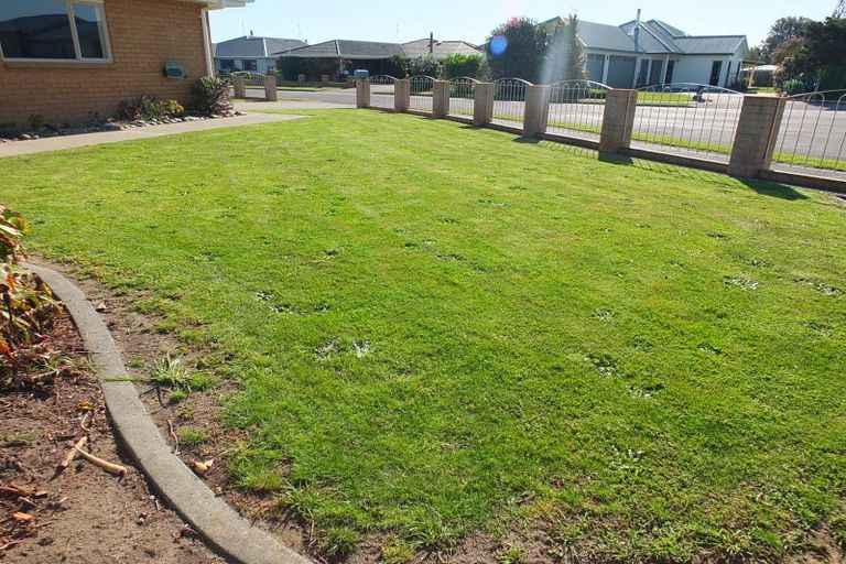 Photo of property in 6 Teppett Place, Foxton Beach, Foxton, 4815