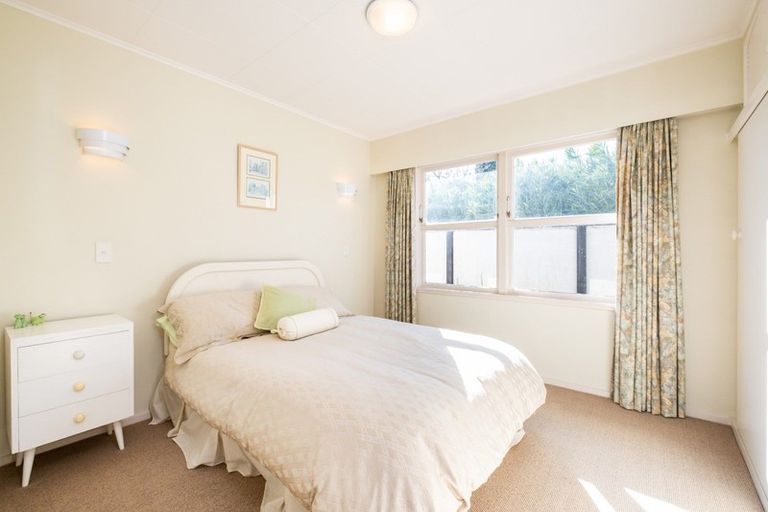 Photo of property in 5 Carl Avenue, Havelock North, 4130