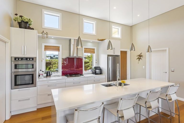 Photo of property in 7 Hana Udy Place, Paraparaumu Beach, Paraparaumu, 5032