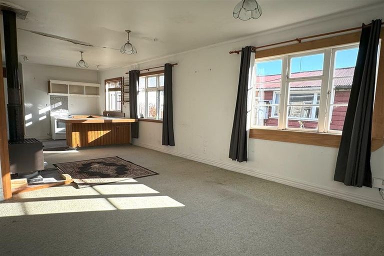 Photo of property in 19 Inverness Street, Dunollie, Runanga, 7803