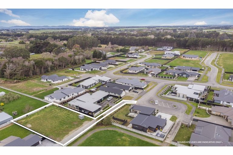 Photo of property in 8 Barker Place, Waikiwi, Invercargill, 9810