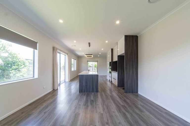 Photo of property in 45 North Ridge Drive, Rototuna North, Hamilton, 3210