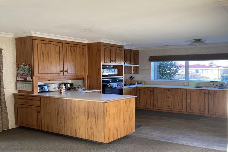 Photo of property in 27 Taylor Terrace, St Andrews, Hamilton, 3200