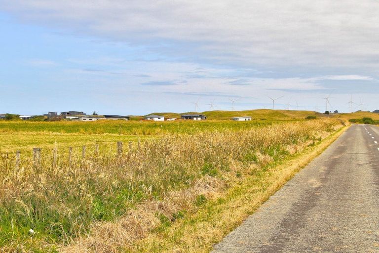 Photo of property in 17 Waipipi Road, Waverley, 4591