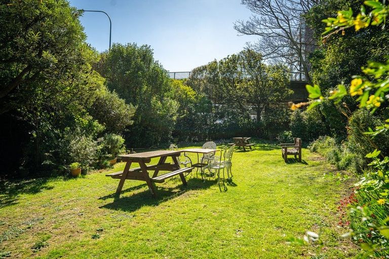 Photo of property in Herbert Gardens, 186 The Terrace, Wellington Central, Wellington, 6011