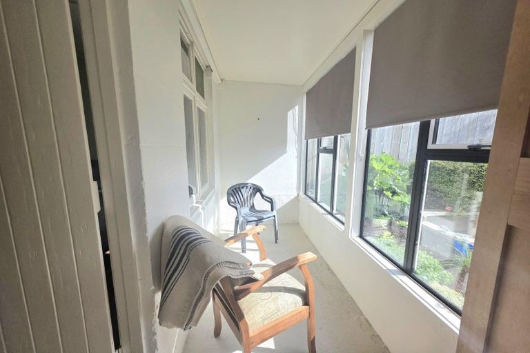 Photo of property in 10a Wharfe Street, South Hill, Oamaru, 9400