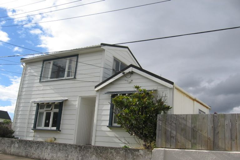 Photo of property in 2 King Street, Petone, Lower Hutt, 5012