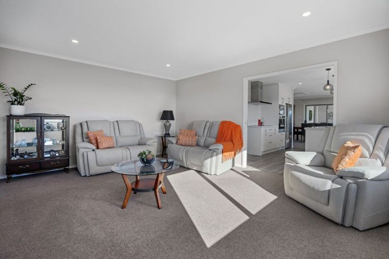 Photo of property in 6 Louise Drive, Ohauiti, Tauranga, 3112