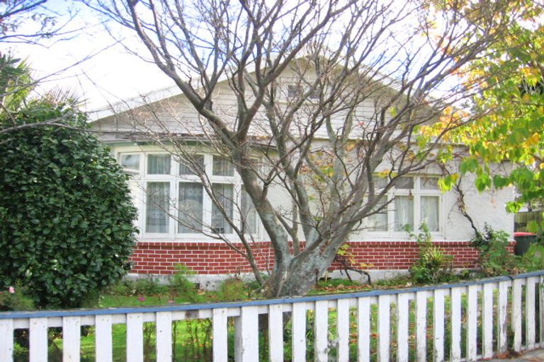 Photo of property in 57 Ludlam Crescent, Woburn, Lower Hutt, 5010