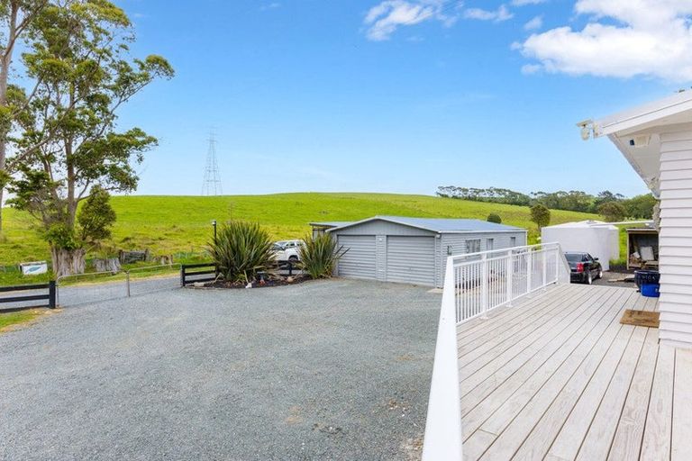 Photo of property in 3135 Kaipara Coast Highway, Glorit, Warkworth, 0984