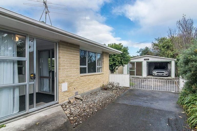 Photo of property in 26b Matai Street, Waikanae, 5036