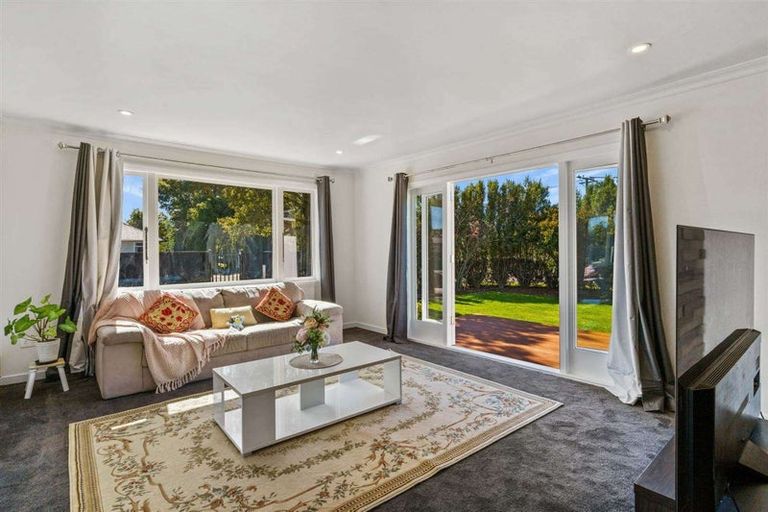 Photo of property in 122 Briggs Road, Shirley, Christchurch, 8052