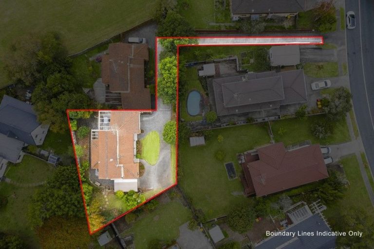 Photo of property in 2/14 Weetman Drive, Browns Bay, Auckland, 0630